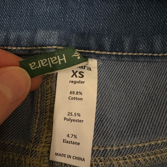 Halara Athlesiure Jeans - Picture 4 of 7